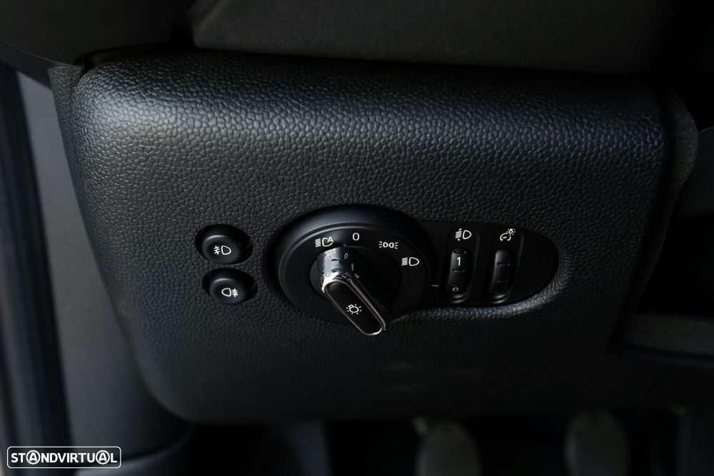 MINI 5 Portas Cooper Sport Edition - 13