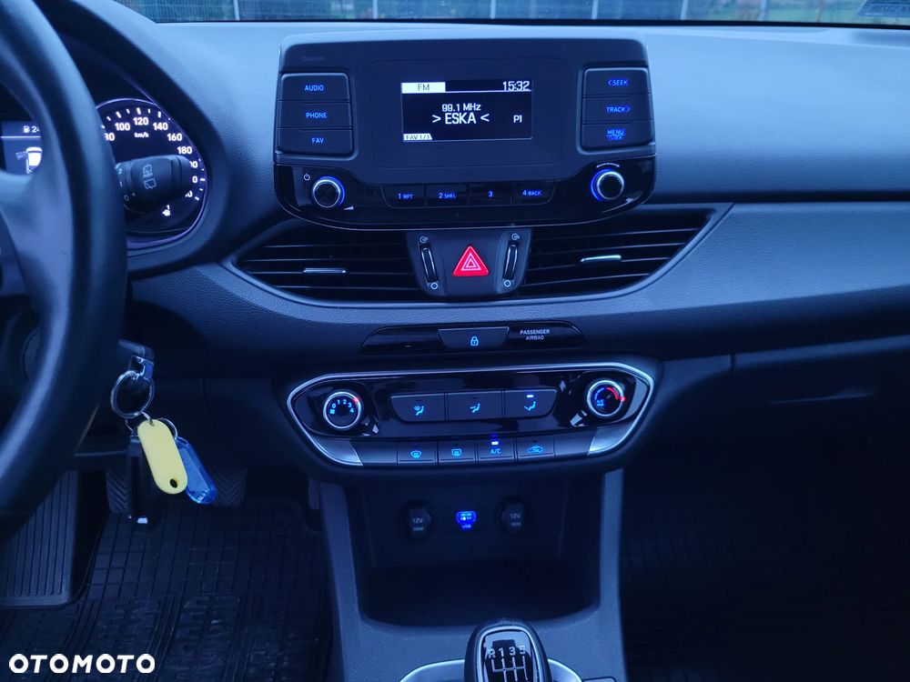 Hyundai i30 1.5 DPI Modern - 8