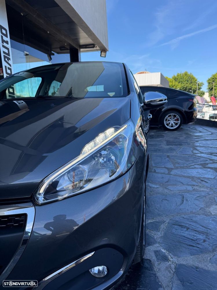 Peugeot 208 1.2 PureTech Allure - 9