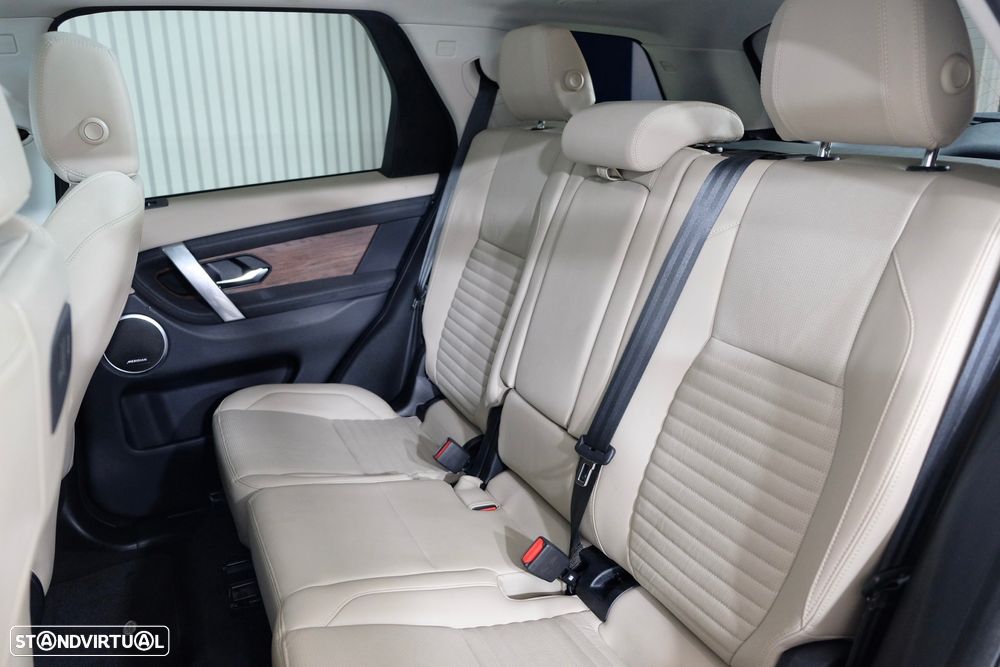 Land Rover Discovery Sport 1.5 I3 P300e AWD Dynamic SE - 21