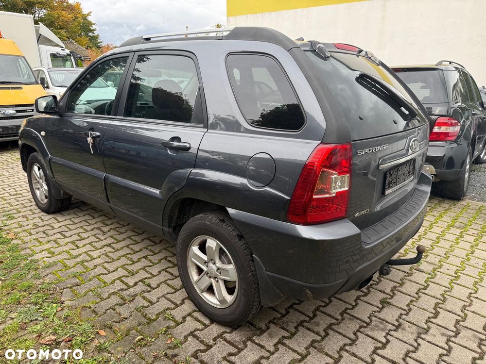 Kia Sportage 2.0 Expedition - 4