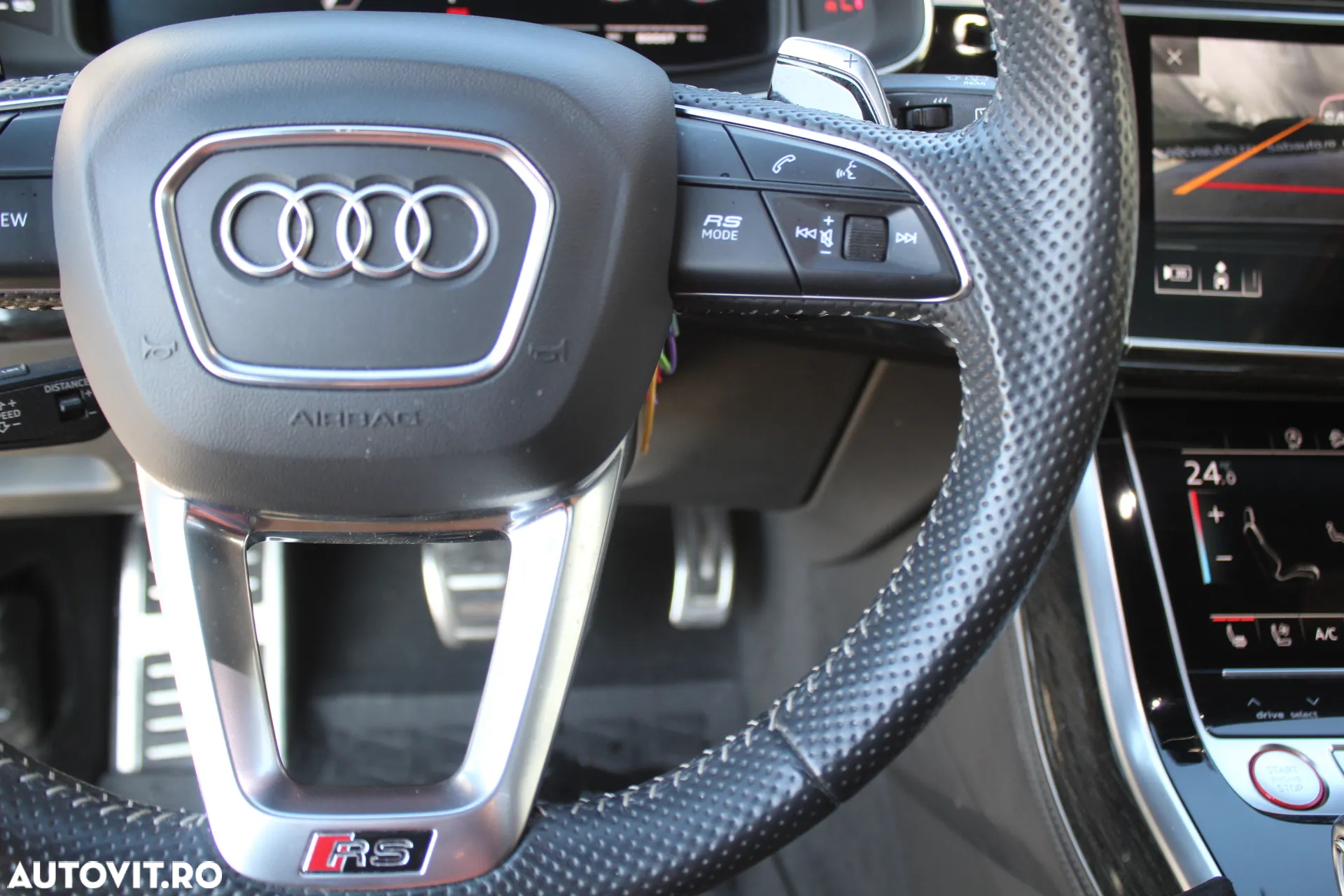 Audi RS Q8 - 8