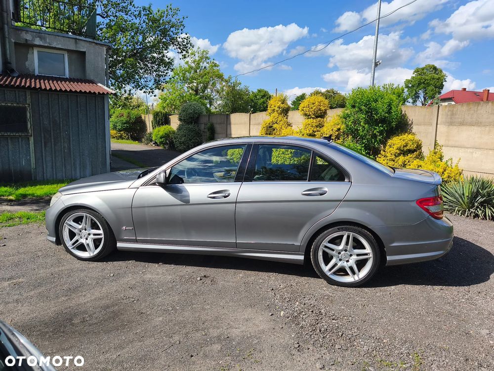 Mercedes-Benz C-Class 2008 photo 3