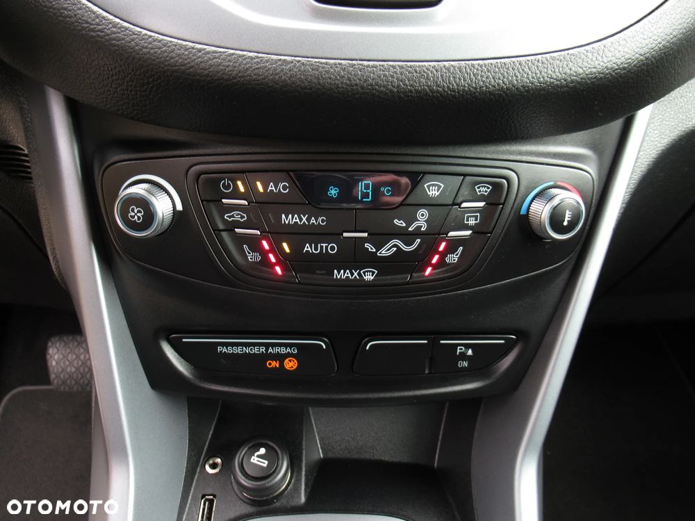 Ford B-MAX 1.6 SYNC Edition - 32