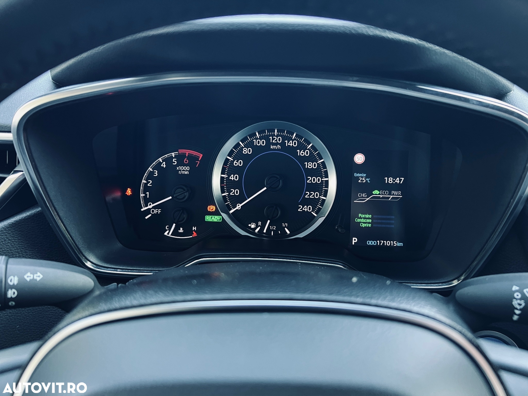 Toyota Corolla 1.8 Hybrid Touring Sports Business Edition - 14