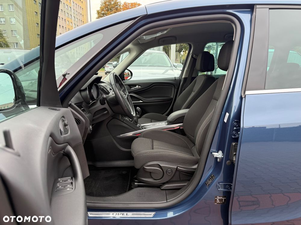 Opel Zafira 1.4 T Cosmo - 26