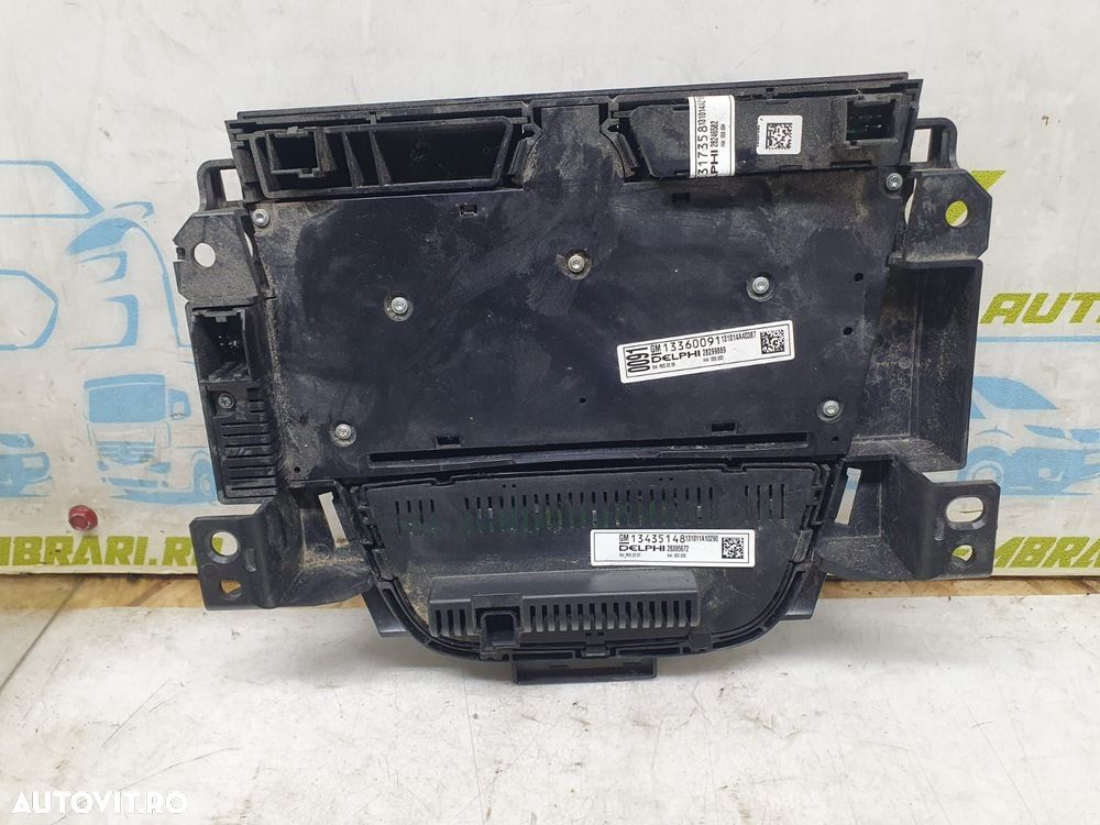 Panou radio CD 13360091 Opel Astra J [2009 - 2012] - 2