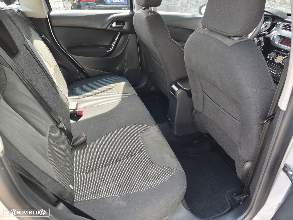 Citroën C3 1.2 VTi Exclusive - 26