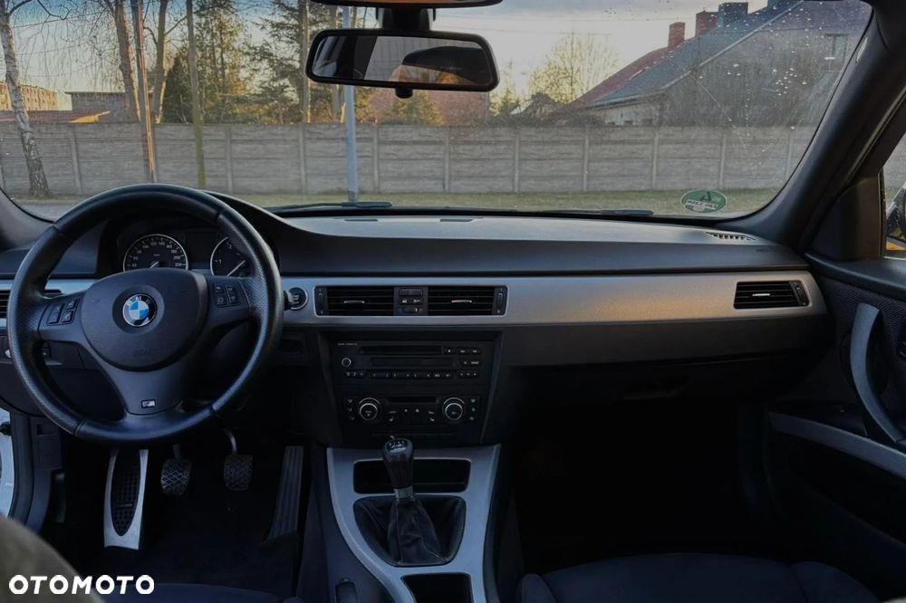 BMW Seria 3 330d - 10