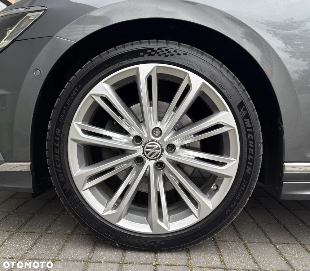 Volkswagen Passat 2.0 TSI (BlueMotion Technology) DSG Highline - 15