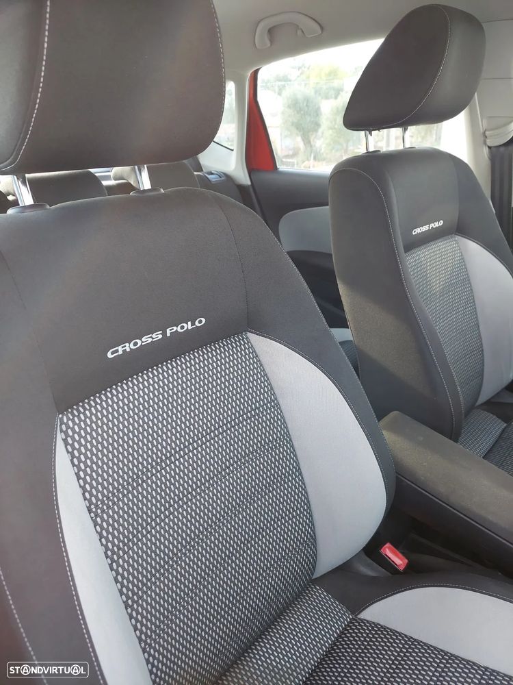 VW CrossPolo Polo 1.6 TDI DSG - 6