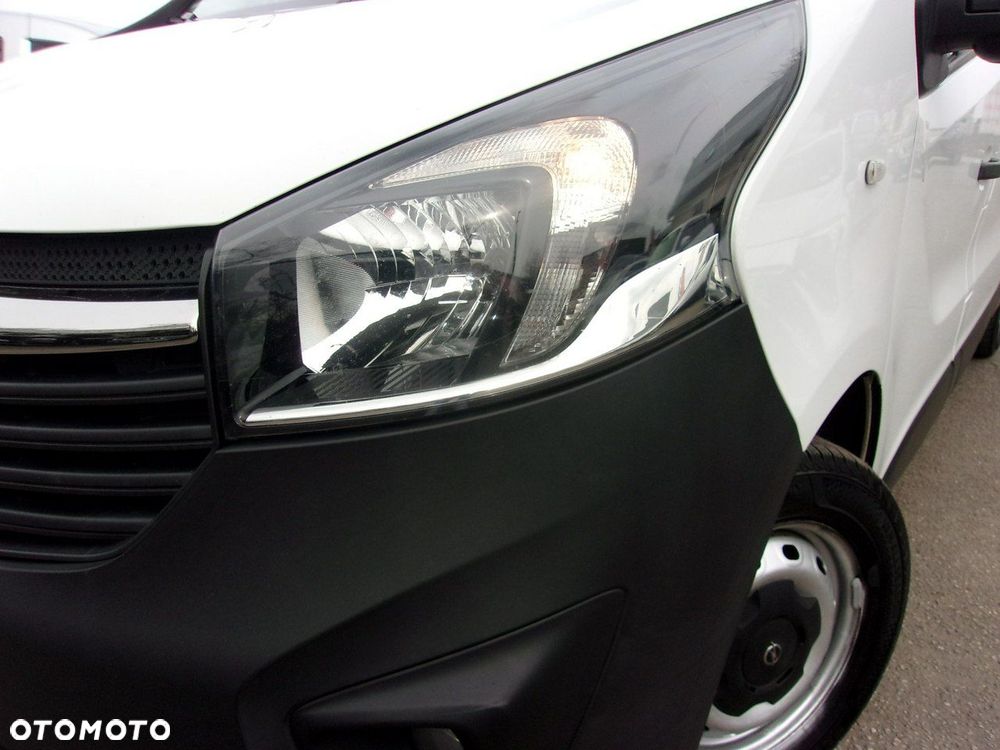 Opel Vivaro L2H1 2,9t Edition Tour - 2