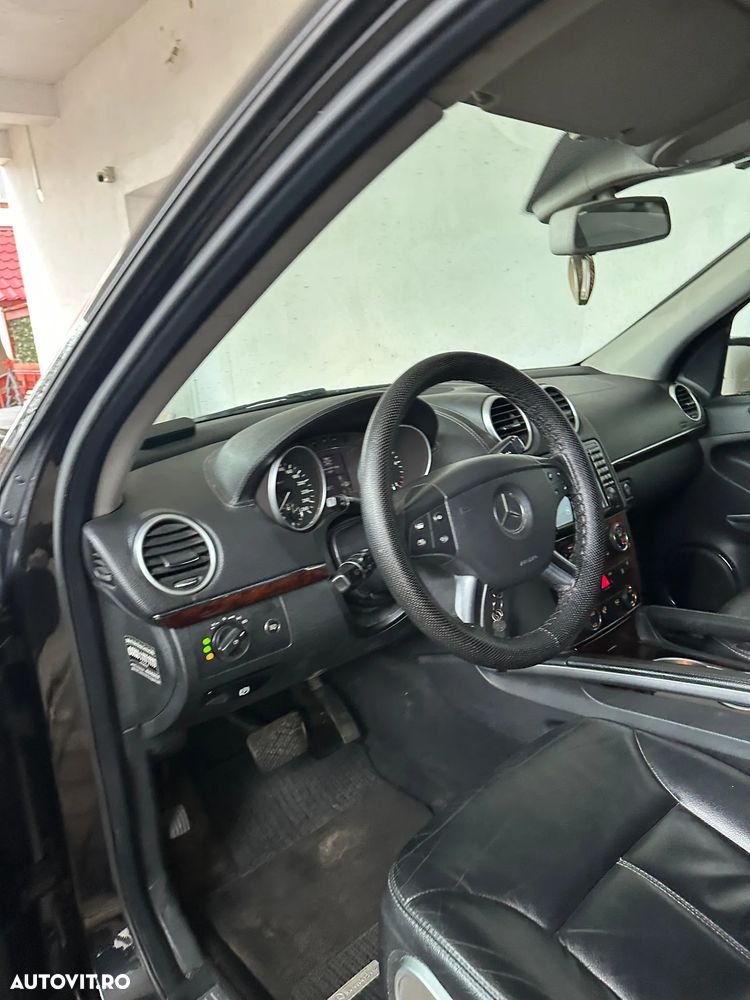 Mercedes-Benz GL 320 CDI DPF 4Matic 7G-TRONIC - 13