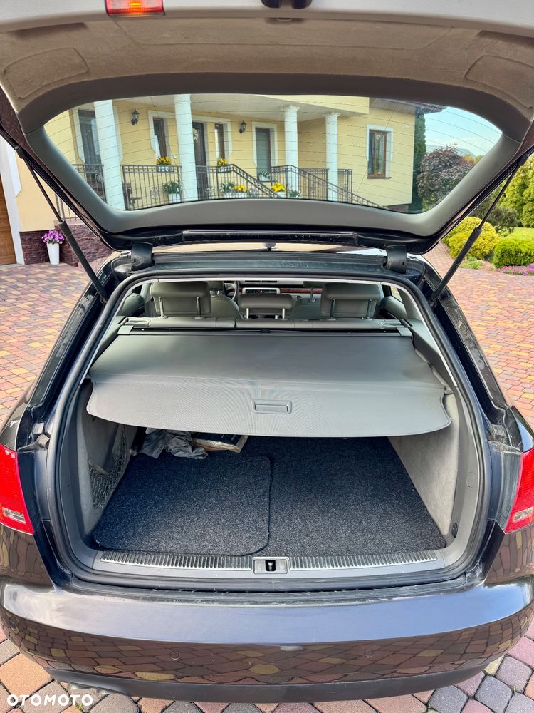 Audi A4 Avant 2.0 TDI Multitronic - 17