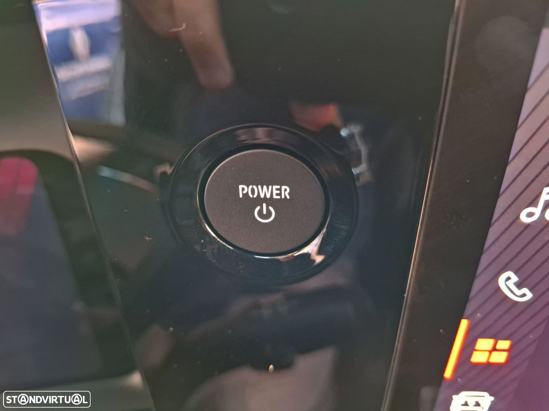 Renault 5 E-Tech 52 kWh Techno Autonomia Conforto - 17