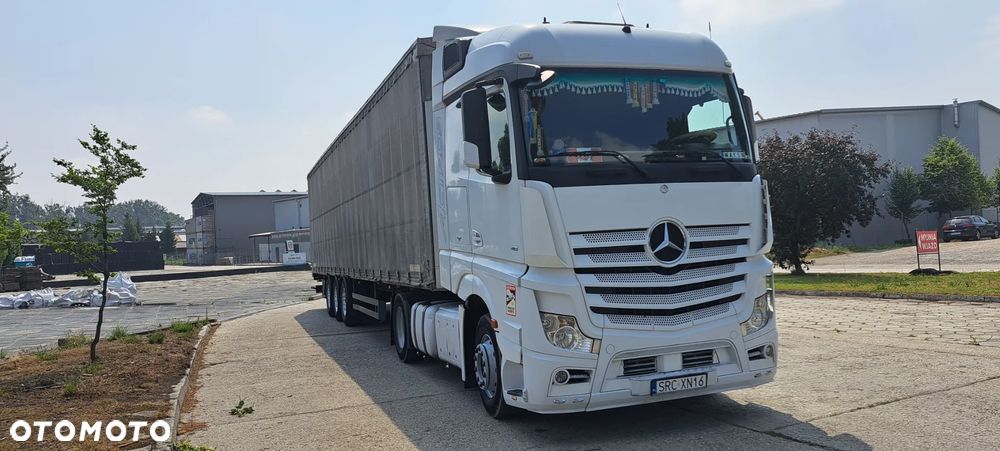 Mercedes-Benz Actros MP4 - 1