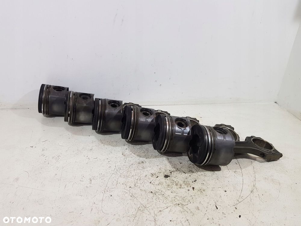 tłok korbowód 83.950 bmw x5 e53 e46 e39 m57d30 3.0 d - 9