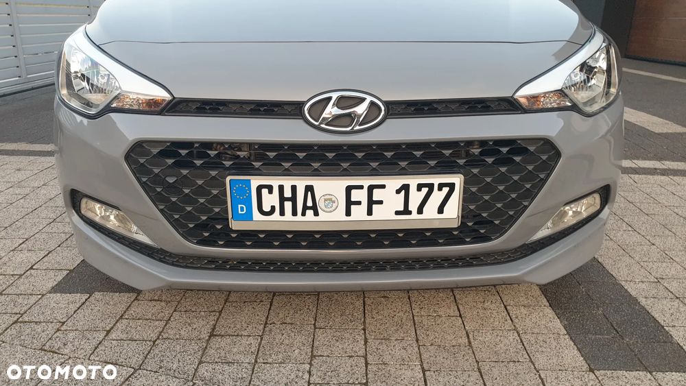Hyundai i20 1.2 Intro Edition - 10