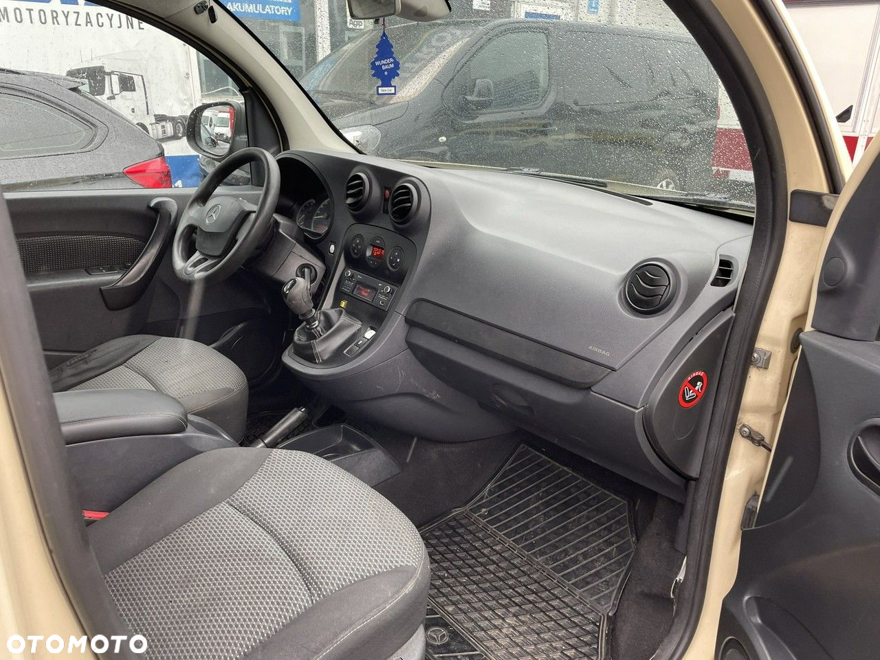 Mercedes-Benz Citan - 12