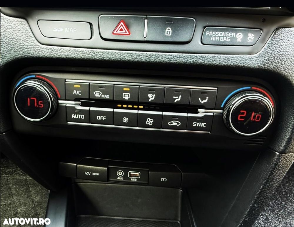 Kia Ceed - 29