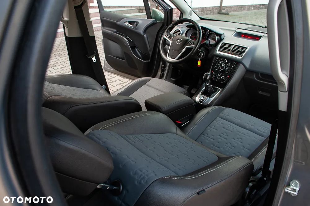 Opel Meriva 1.4 T Cosmo - 28