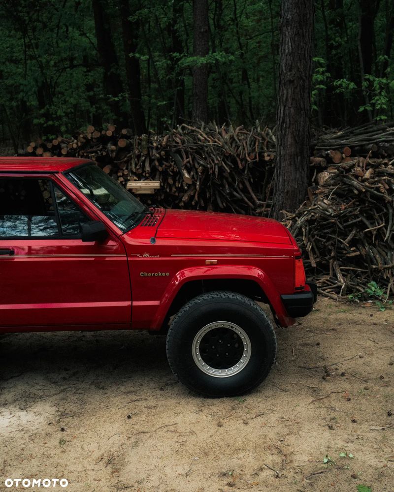 Jeep Cherokee 4.0 Limited - 13