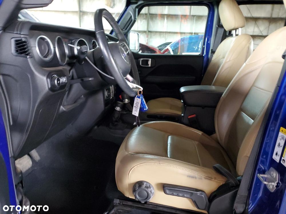 Jeep Wrangler 3.6 Unlim Sahara EU6 - 7