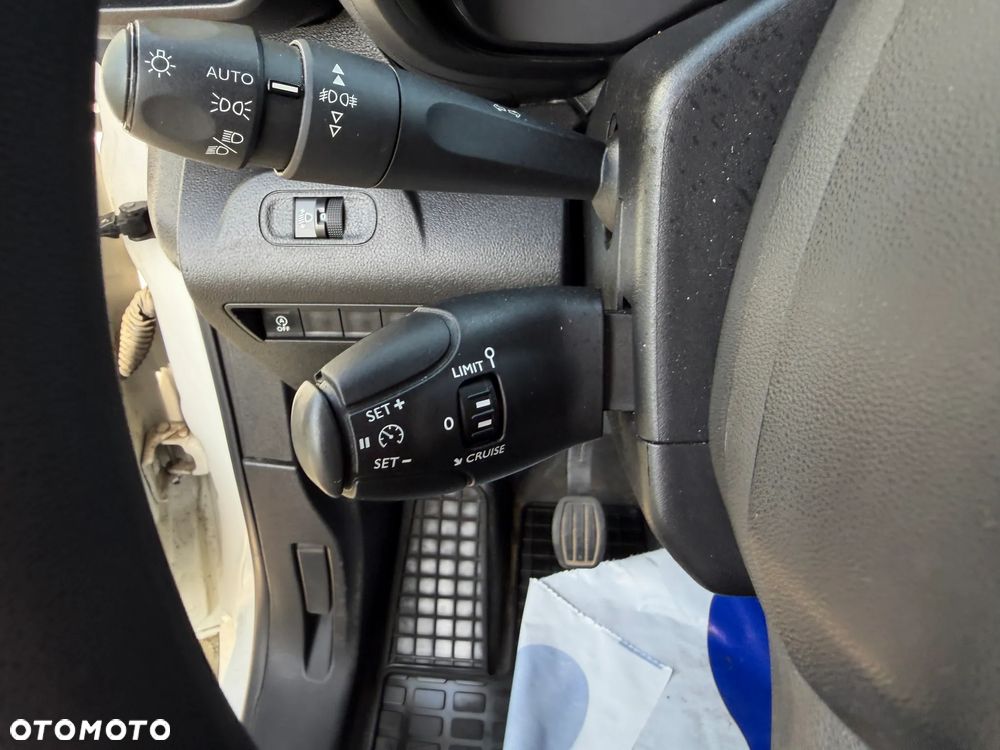 Citroën Berlingo XL 1.5 BlueHDI Feel S&S - 24
