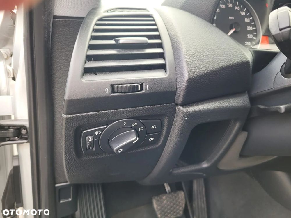 BMW Seria 1 - 18