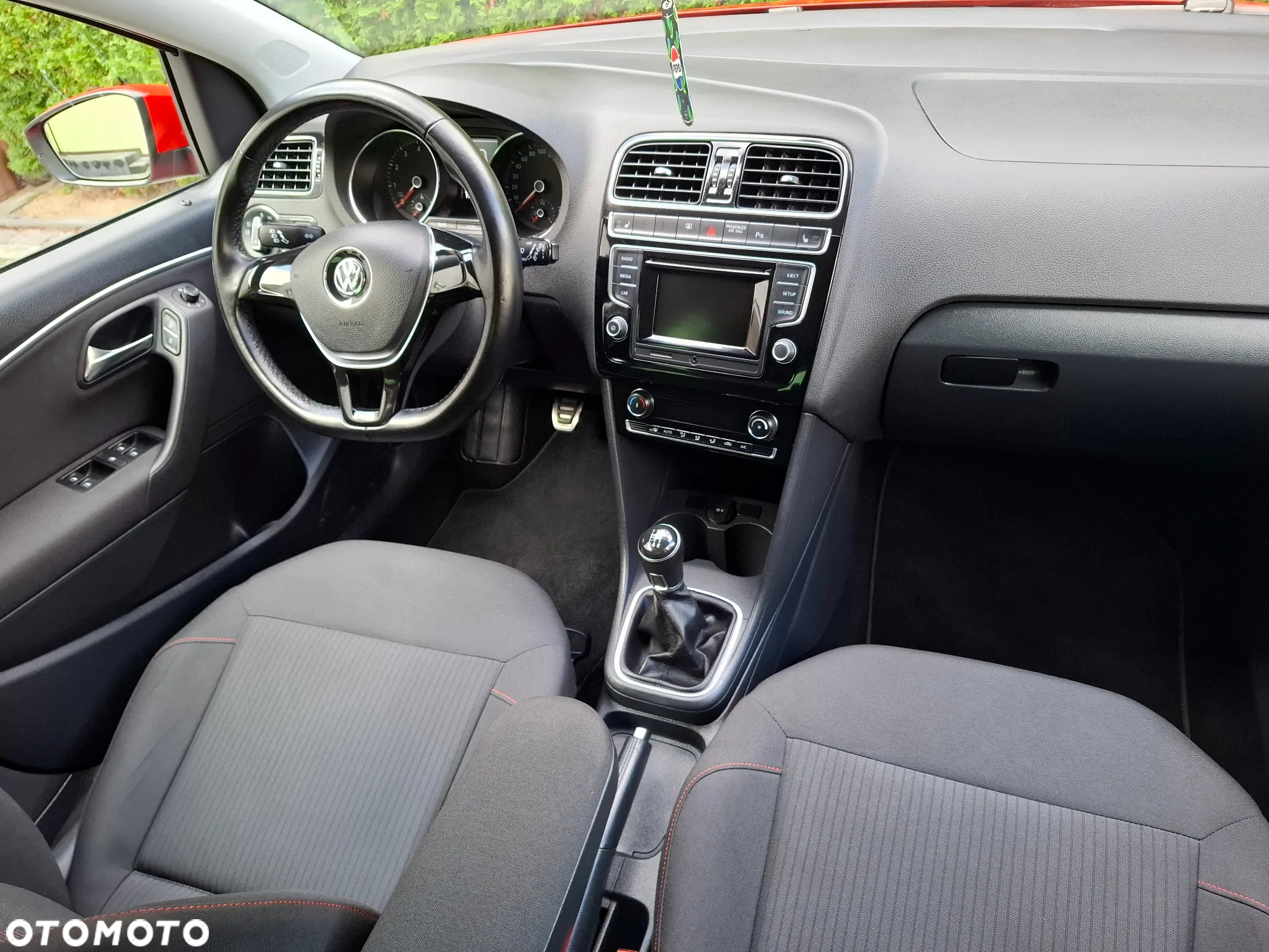 Volkswagen Polo - 14