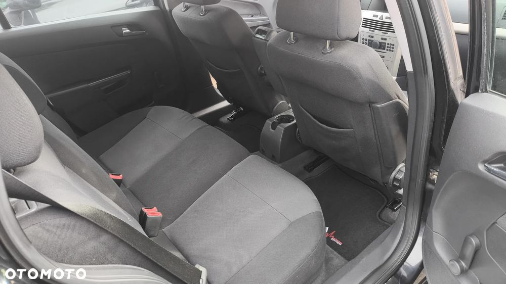 Opel Astra - 8