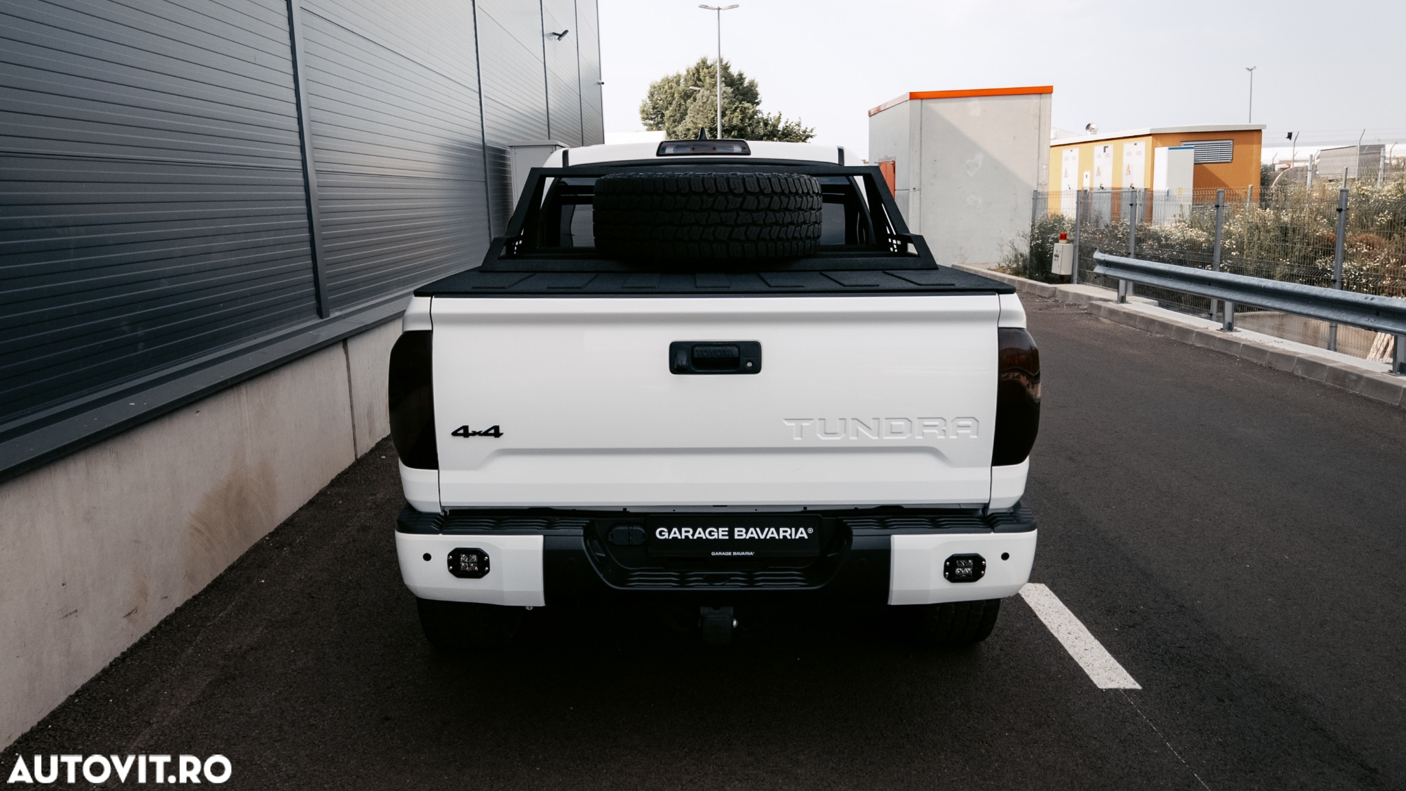 Toyota Tundra - 11