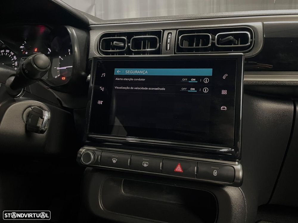 Citroën C3 1.2 PureTech Shine - 19