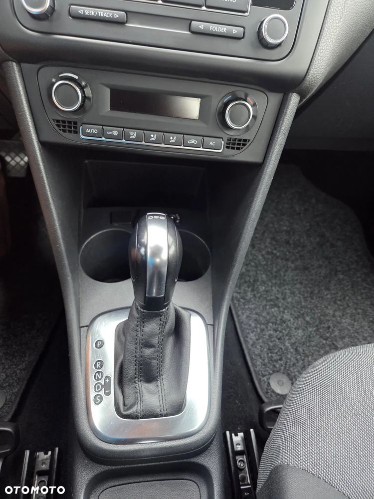 Volkswagen Polo - 11