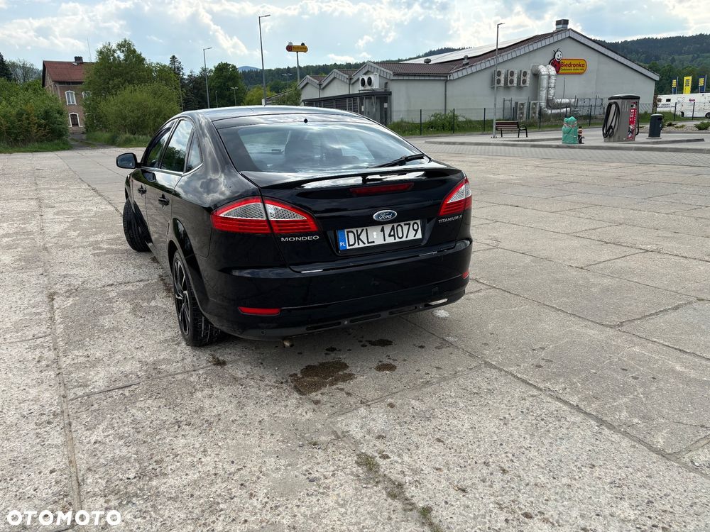 Ford Mondeo 2.0 TDCi Titanium - 4