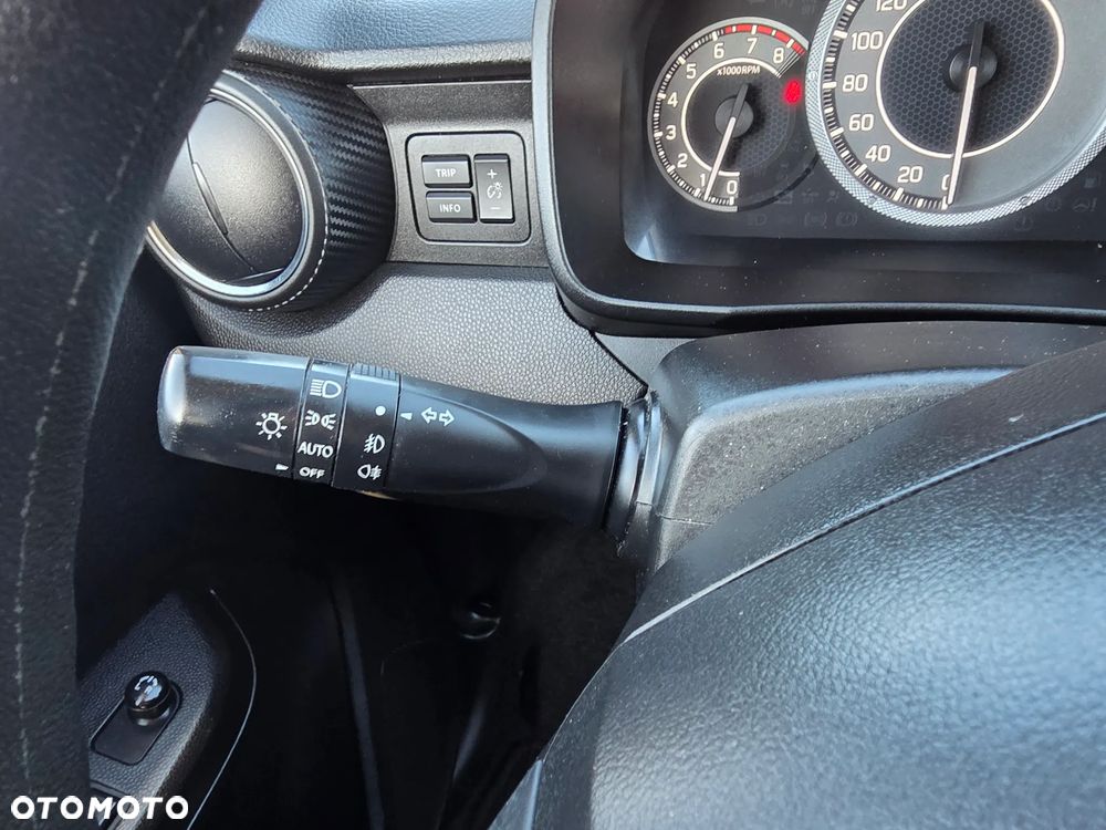 Suzuki Ignis 1.2 SHVS Premium - 26