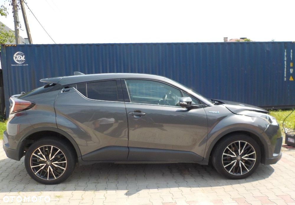 Toyota C-HR - 12