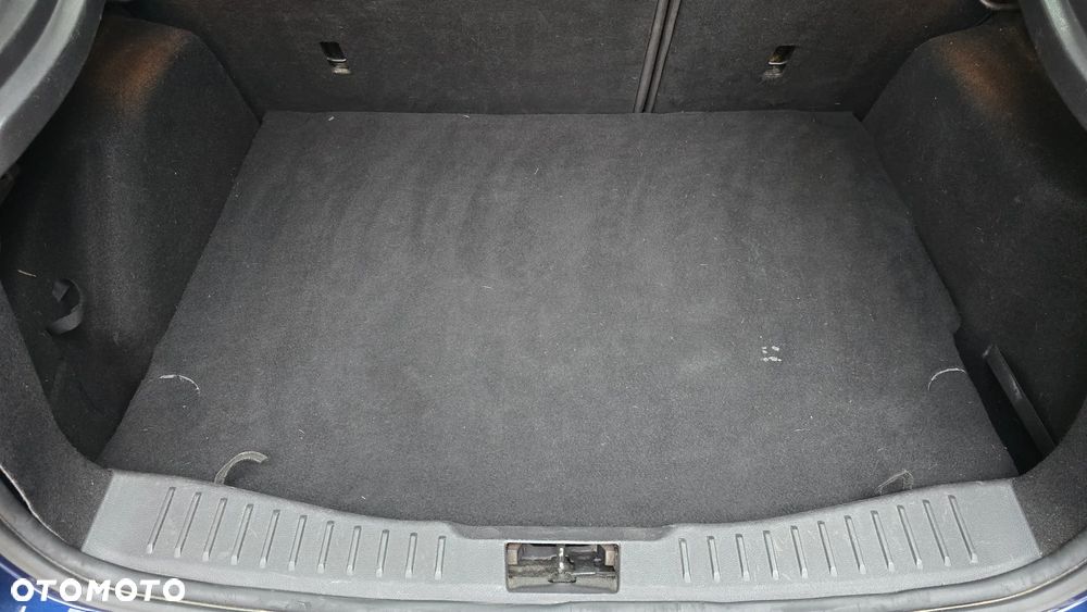 Ford Focus 1.6 Ti-VCT Titanium - 33