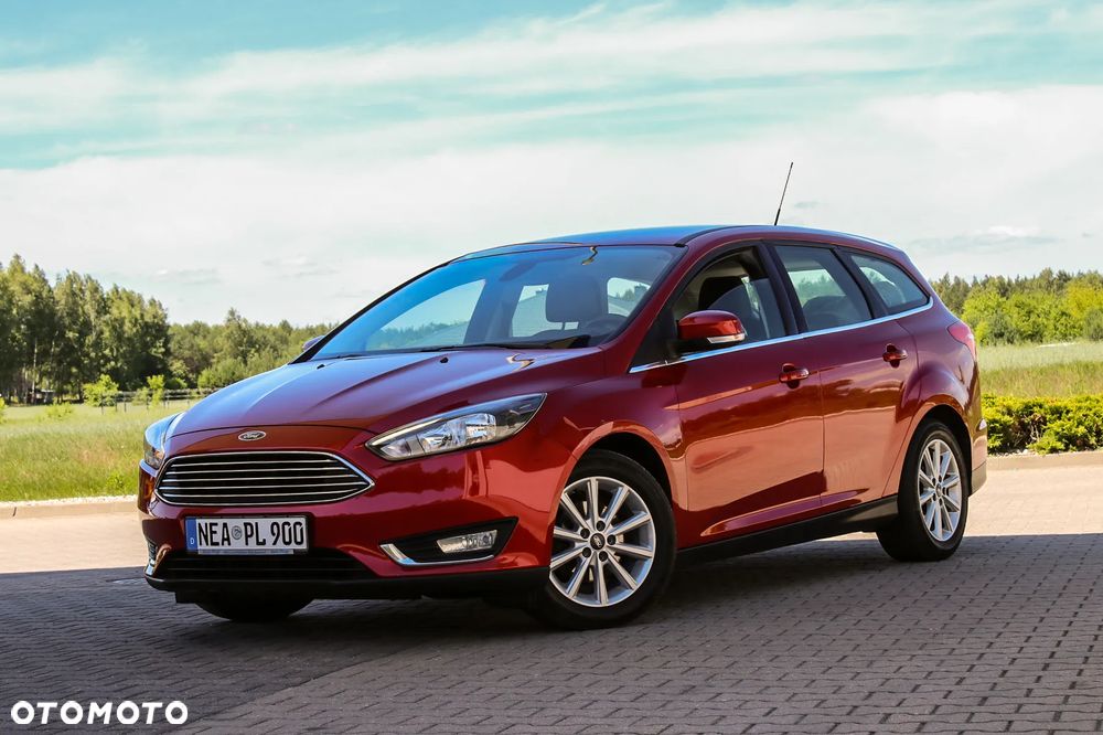 Ford Focus 1.5 EcoBlue Start-Stopp-System ST-LINE DESIGN - 4
