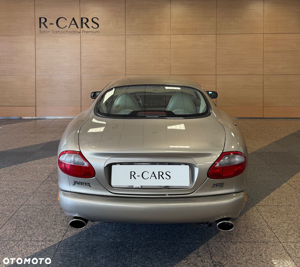 Jaguar XK8 - 7