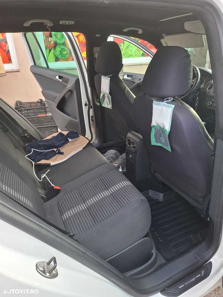 Volkswagen Tiguan - 7