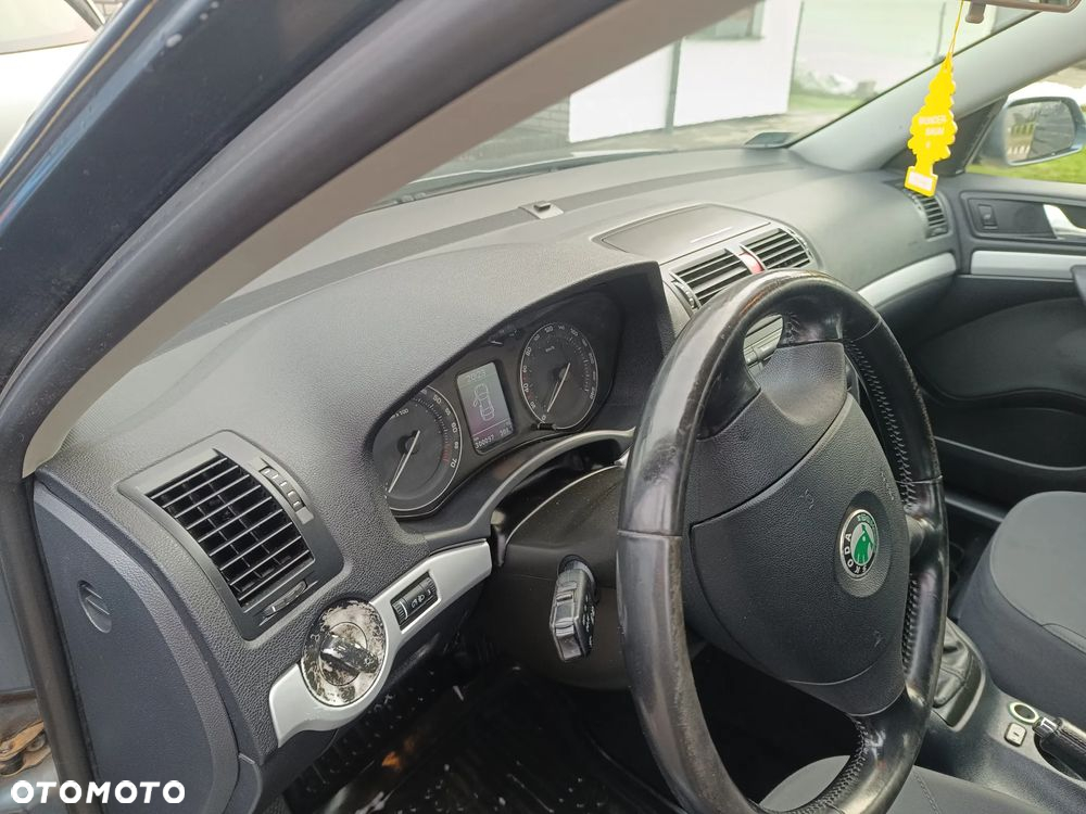 Skoda Octavia - 13