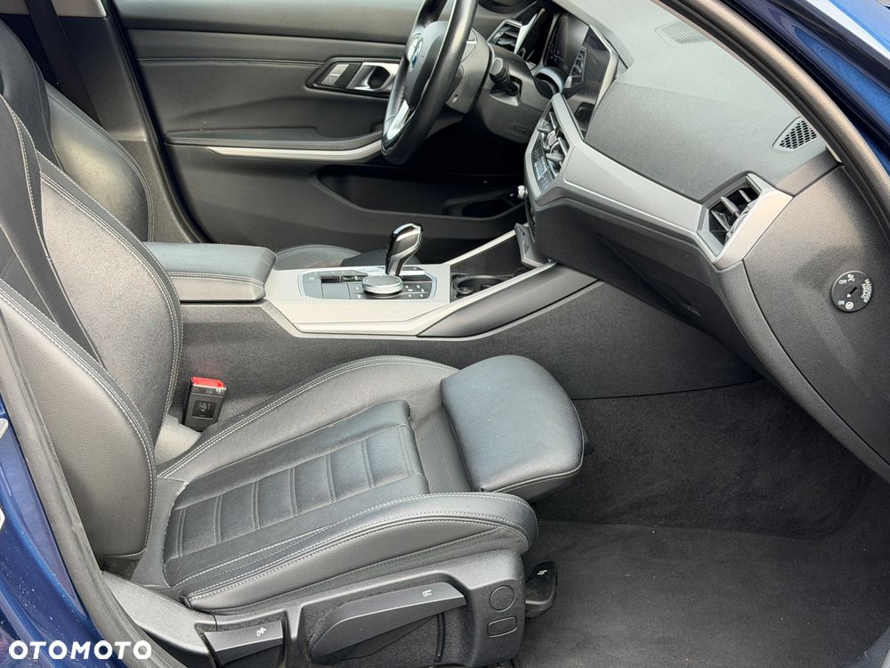 BMW Seria 3 330e iPerformance Sport Line - 6