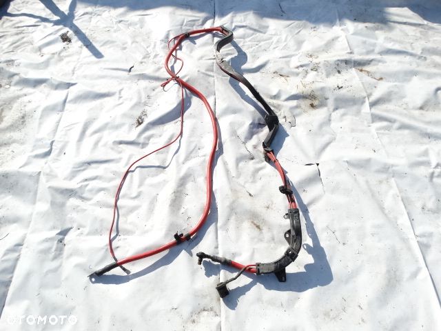 BMW  3 E90 E91 E92 E93  Przewód Plusowy Akumulatora Klema Plusowa   9133071 61129133072 9133072  BMW 316d 316i 318d 318i 320i 320d  323i 325d 325i 328i 330d 330i 335i 335d - 1