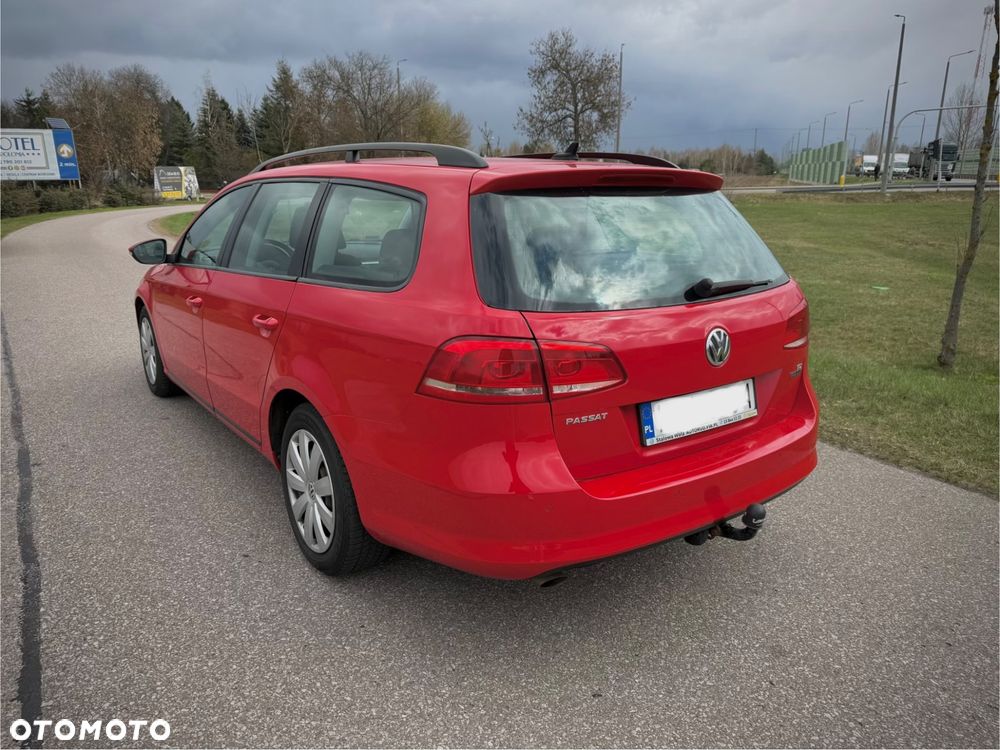 Volkswagen Passat 1.6 TDI DPF BlueMot Trendline - 3