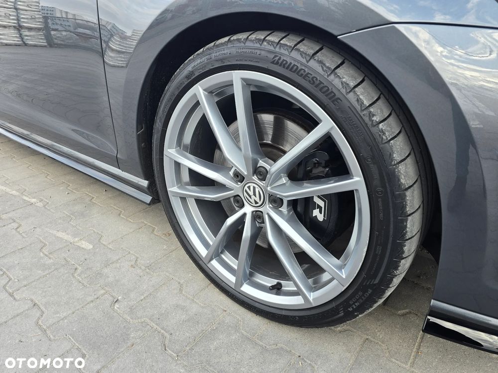 Volkswagen Golf R 4Motion (BlueMotion Technology) DSG - 13