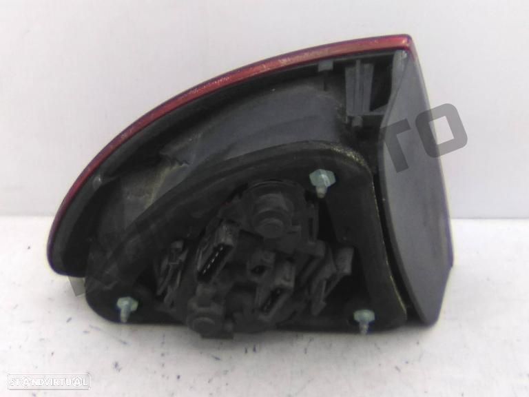 Farolim Trás Painel Direito 1m694_5258 Seat Leon (1m) [1999_200 - 4