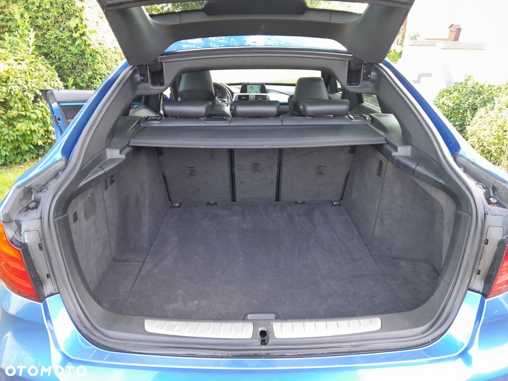 BMW Seria 3 325d Sport-Aut Sport Line - 13
