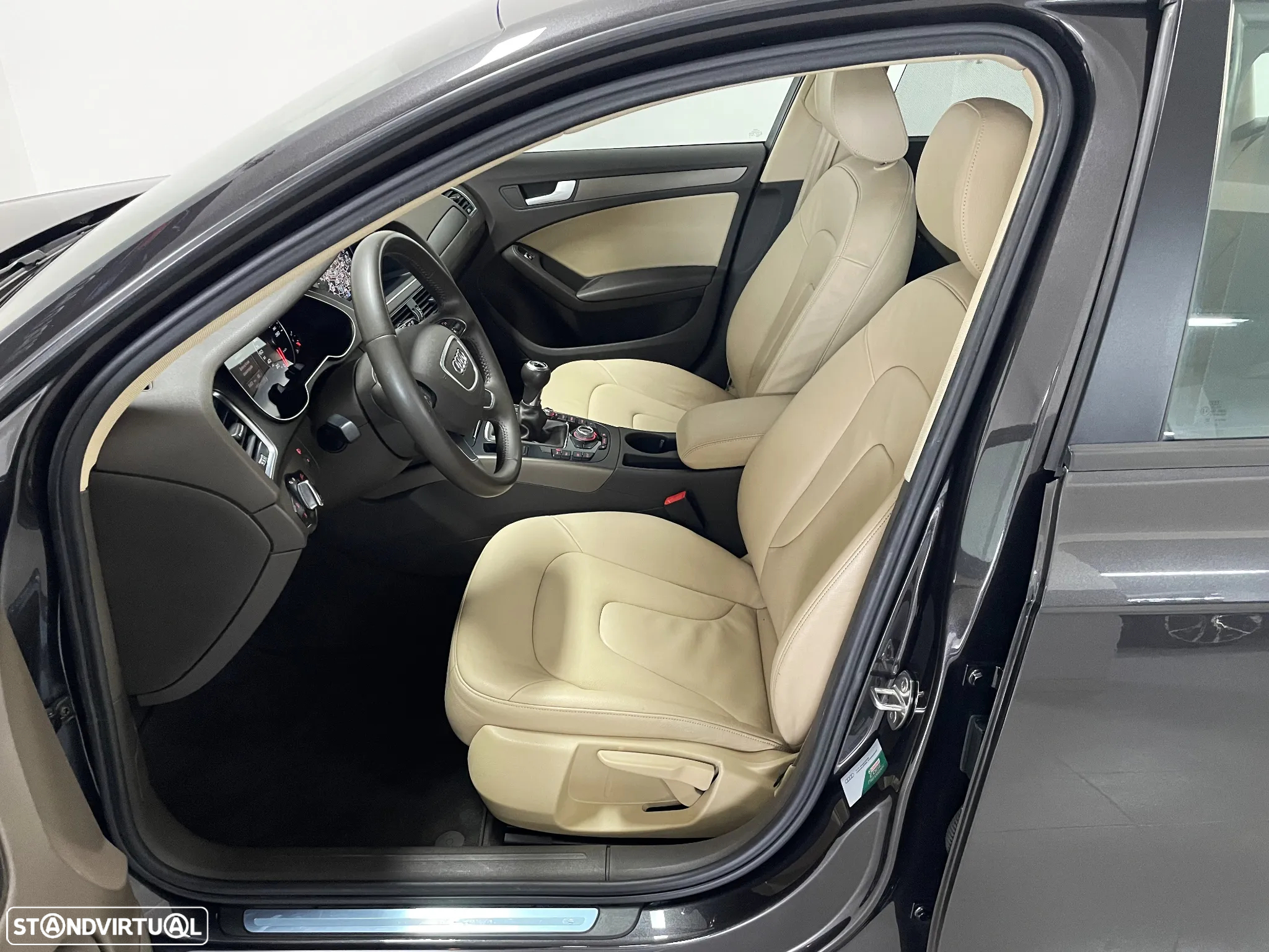 Audi A4 Avant 2.0 TDI - 9