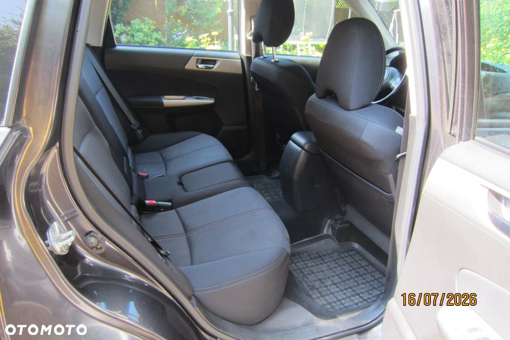 Subaru Forester 2.0D Comfort - 14